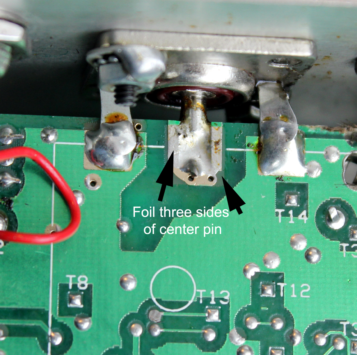 Properly soldered pin on good board 