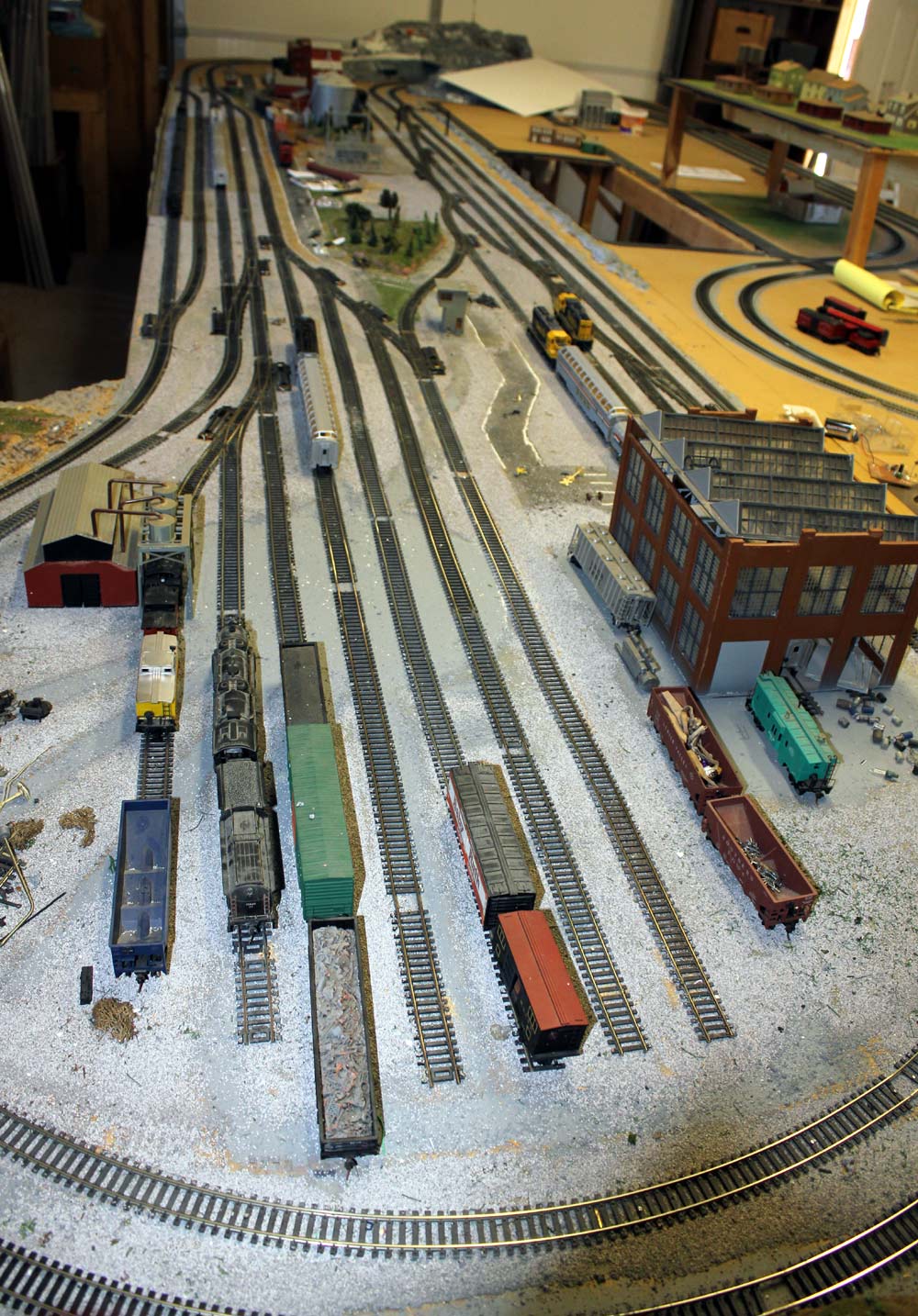 Train Layout Wiring and Controls